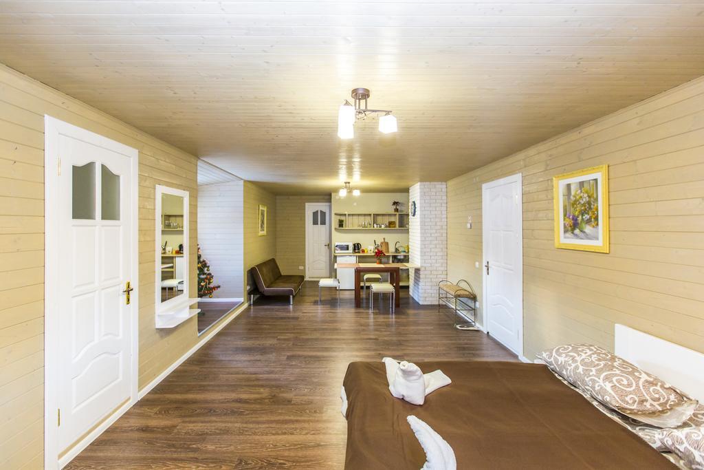 Apartments Kamyanitsa Γιαρέμτσε Δωμάτιο φωτογραφία